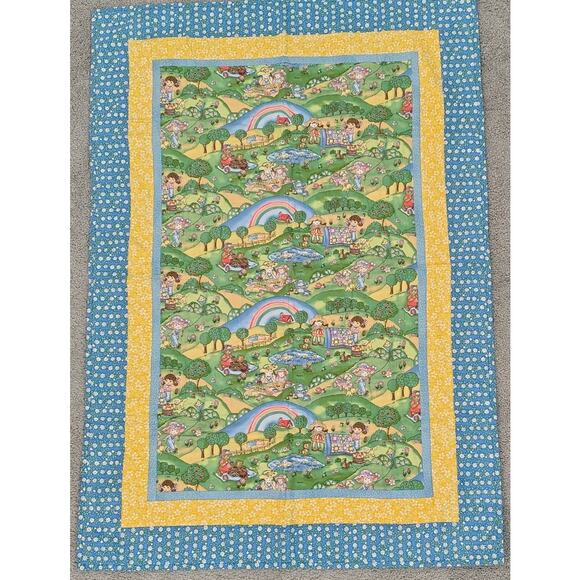 Vintage Yellow Blue Reversible Quilt Blanket 46x32 Child Animal Picnic Rainbow - Picture 7 of 7